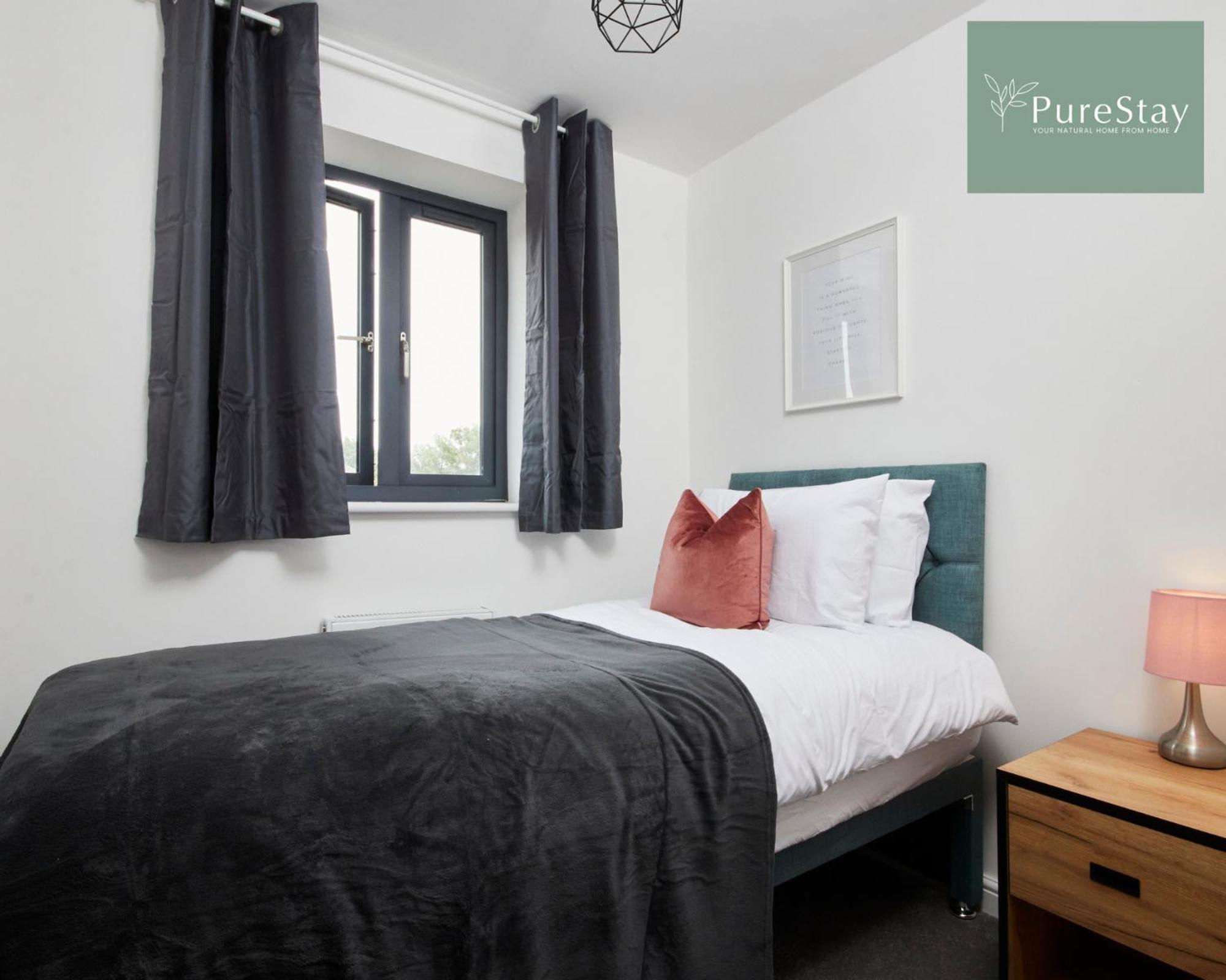 Stunning 5 Bed Manchester House With Parking By Purestay Short Lets & Serviced Accommodation Ngoại thất bức ảnh